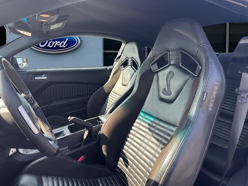 Used 2013 Ford Mustang Shelby GT500 RWD image 11