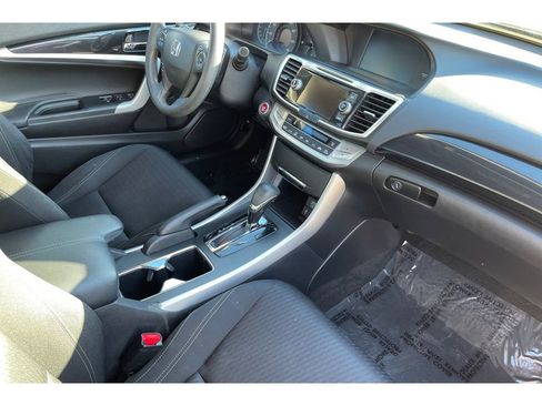Used 2015 Honda Accord EX image 18