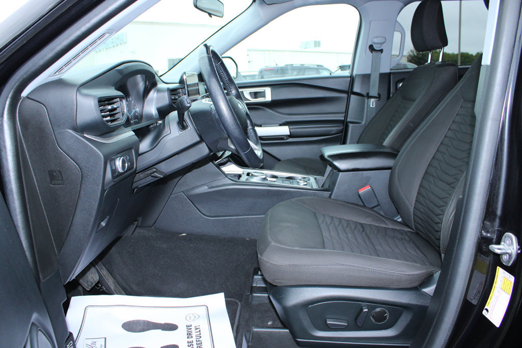 Used 2021 Ford Explorer XLT AWD/4WD image 34