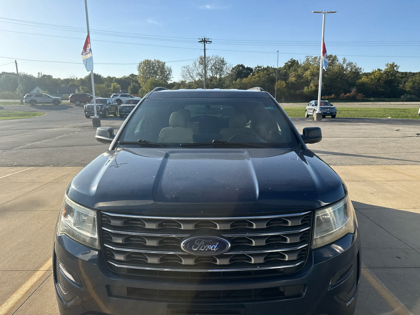 Used 2016 Ford Explorer 4WD image 3