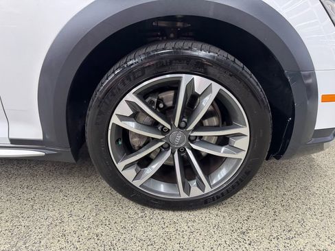 Used 2017 Audi A4 2.0T allroad Premium w/ Convenience Package image 40