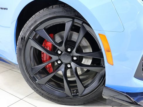 Used 2023 Chevrolet Camaro SS RWD image 13