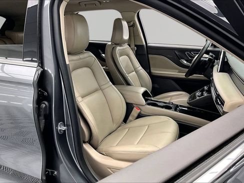 Used 2022 Lincoln Corsair FWD image 7