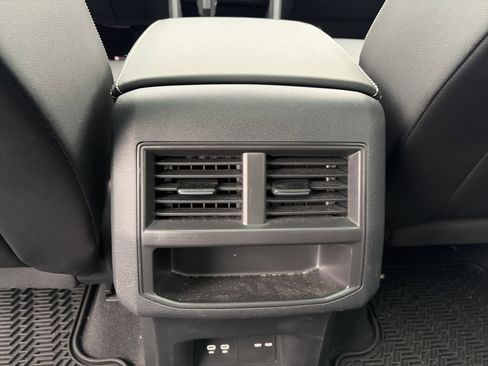 Used 2023 Volkswagen Atlas Cross Sport SEL R-Line image 14