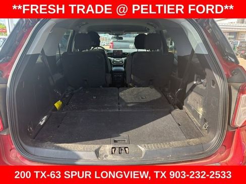 Used 2022 Ford Explorer XLT image 12