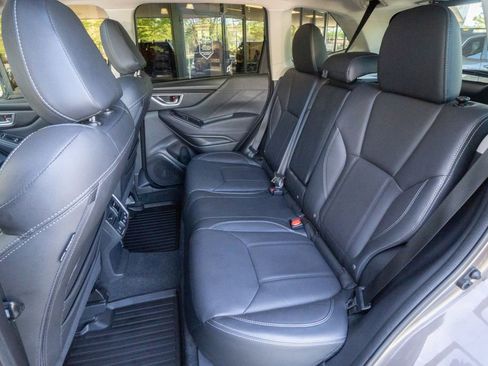 Certified 2023 Subaru Forester Touring AWD/4WD image 17