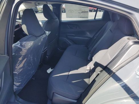 New 2026 Toyota Prius Plug-In Hybrid FWD image 7
