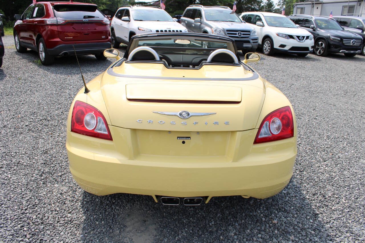Used 2005 Chrysler Crossfire Limited RWD image 8