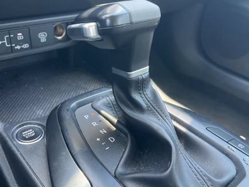 Used 2025 Kia K4 FWD image 16
