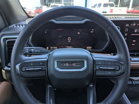 Used 2024 GMC Canyon AT4 w/ Canyon Safety Plus Package image 18