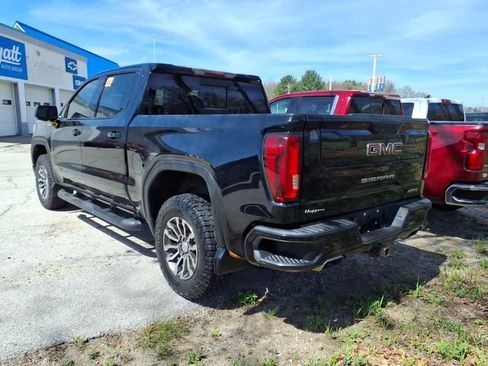 Used 2019 GMC Sierra 1500 AT4 w/ AT4 Preferred Package AWD/4WD image 6