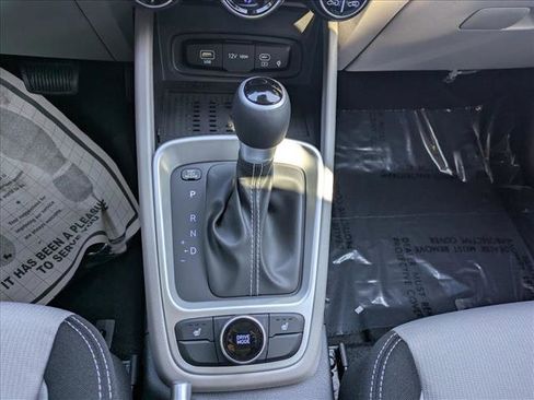 New 2026 Hyundai Venue SEL FWD image 15