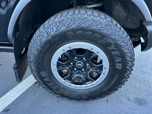 Certified 2022 Ford Bronco Badlands w/ Sasquatch Package image 14