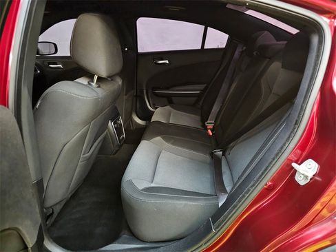 Used 2020 Dodge Charger SXT image 16