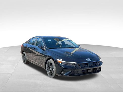New 2026 Hyundai Elantra SEL Sport Premium FWD image 1