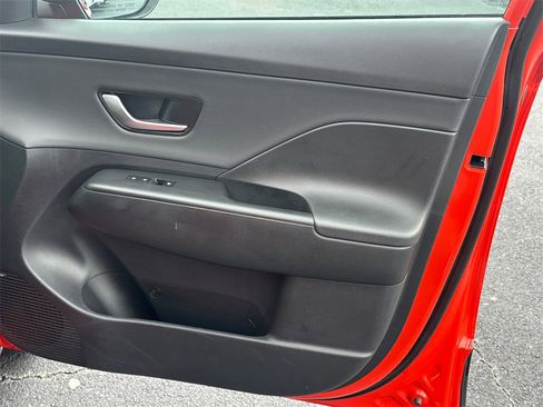 Used 2024 Hyundai Kona Limited image 14