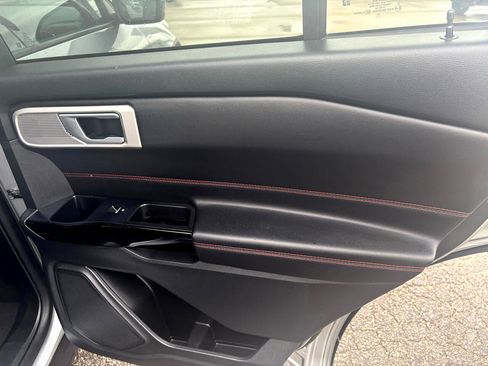 Used 2023 Ford Explorer ST-Line w/ Class IV Trailer Tow Package image 52