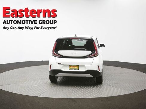 Used 2024 Kia Soul LX w/ Option Group 015 image 35