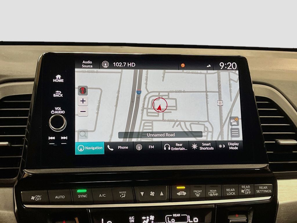 Used 2025 Honda Odyssey Touring image 13