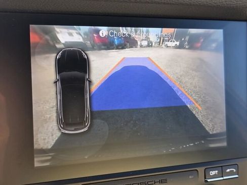 Used 2018 Porsche Macan Sport Edition image 20