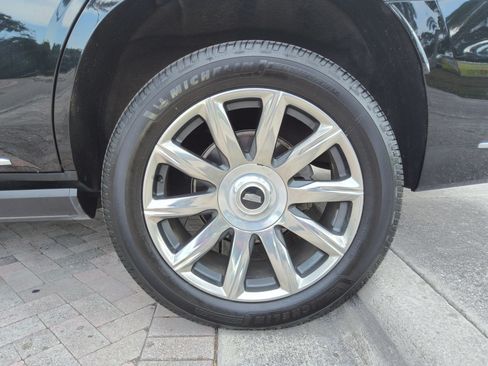 Used 2021 Cadillac Escalade Premium Luxury Platinum AWD/4WD image 53