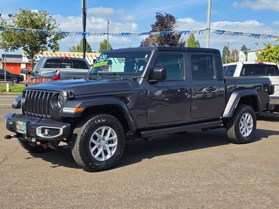 Used 2023 Jeep Gladiator Sport