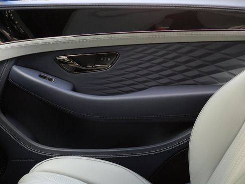 Used 2026 Bentley Continental GT AWD/4WD image 9