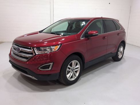 Used 2018 Ford Edge SEL w/ Equipment Group 201A AWD/4WD image 7