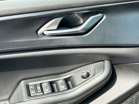 New 2026 Jeep Grand Cherokee Laredo X RWD image 13
