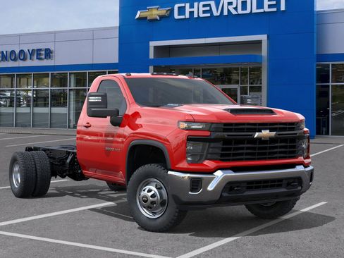 New 2026 Chevrolet Silverado 3500 W/T w/ WT Convenience Package AWD/4WD image 31