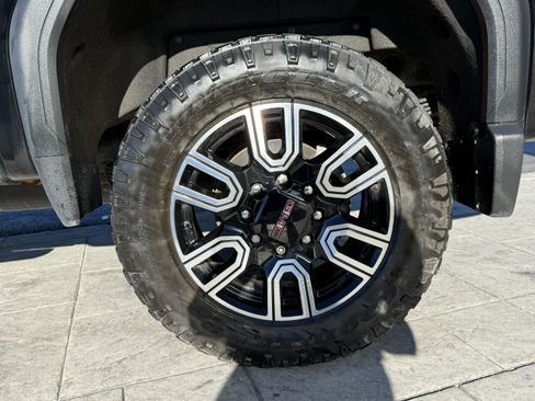 Used 2021 GMC Sierra 2500 AT4 w/ AT4 Preferred Package image 35