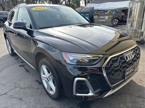Used 2024 Audi Q5 e Premium Plus image 2