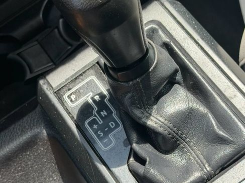 Used 2016 Toyota Tacoma SR RWD image 29