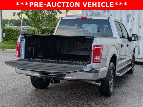 Used 2017 Ford F150 XLT RWD image 14