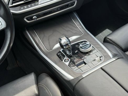 Used 2020 BMW X7 xDrive40i w/ Premium Package AWD/4WD image 15