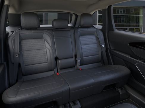 New 2026 Lincoln Nautilus Reserve w/ Jet Appearance Package AWD/4WD image 11