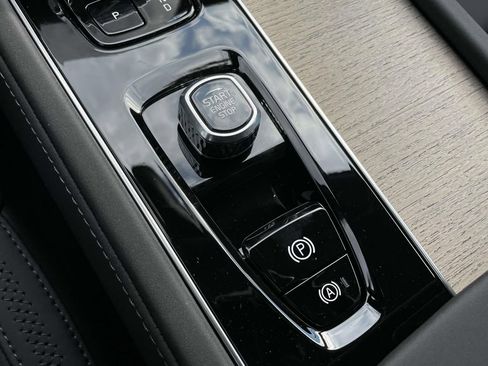 New 2026 Volvo XC90 T8 Plus image 23