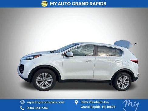 Used 2019 Kia Sportage LX image 5