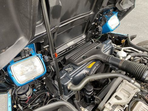 Used 1989 Chevrolet Corvette Convertible RWD image 44
