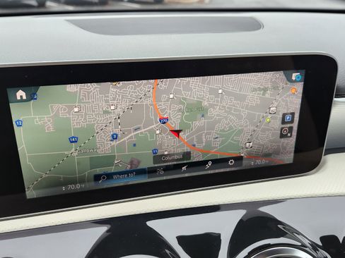 Used 2019 Mercedes-Benz A 220 4MATIC image 4