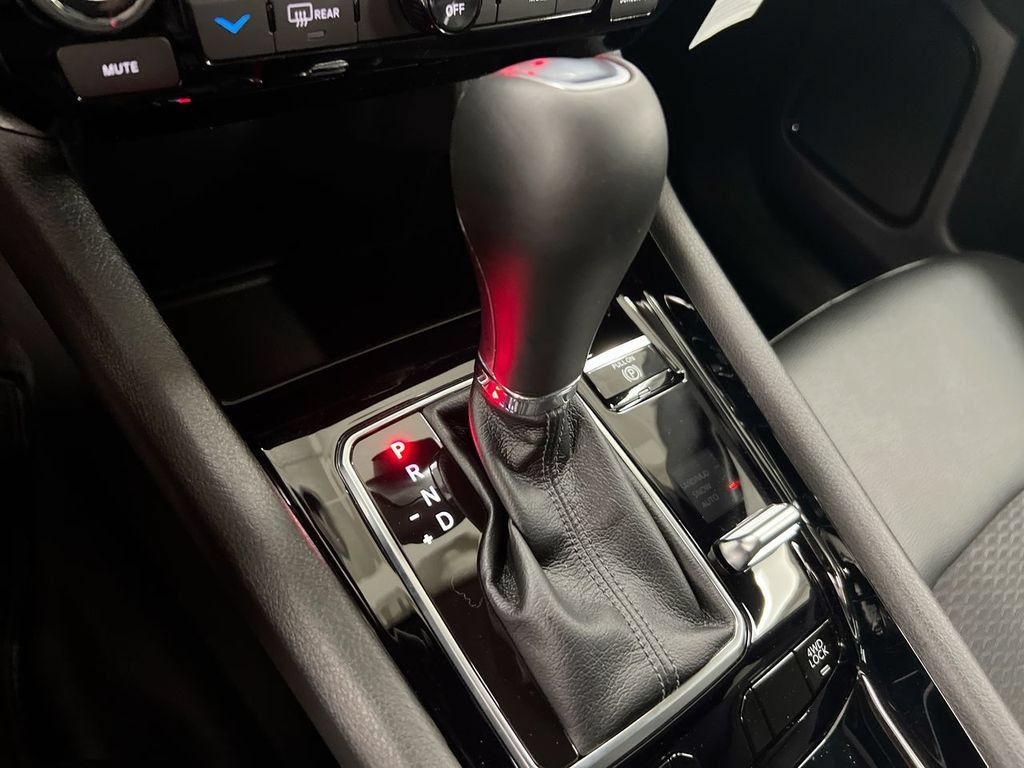 New 2026 Jeep Compass Latitude AWD/4WD image 16