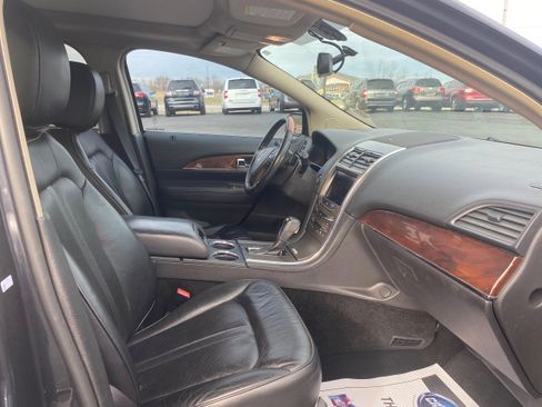 Used 2014 Lincoln MKX w/ Equipment Group 102A image 15
