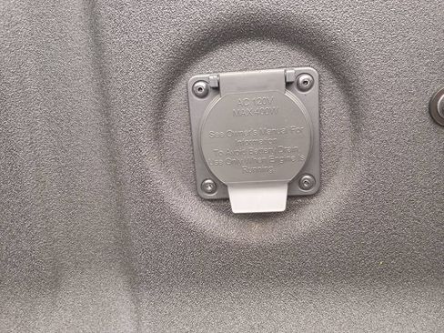 New 2026 Nissan Frontier SV w/ SV Convenience Package RWD image 7