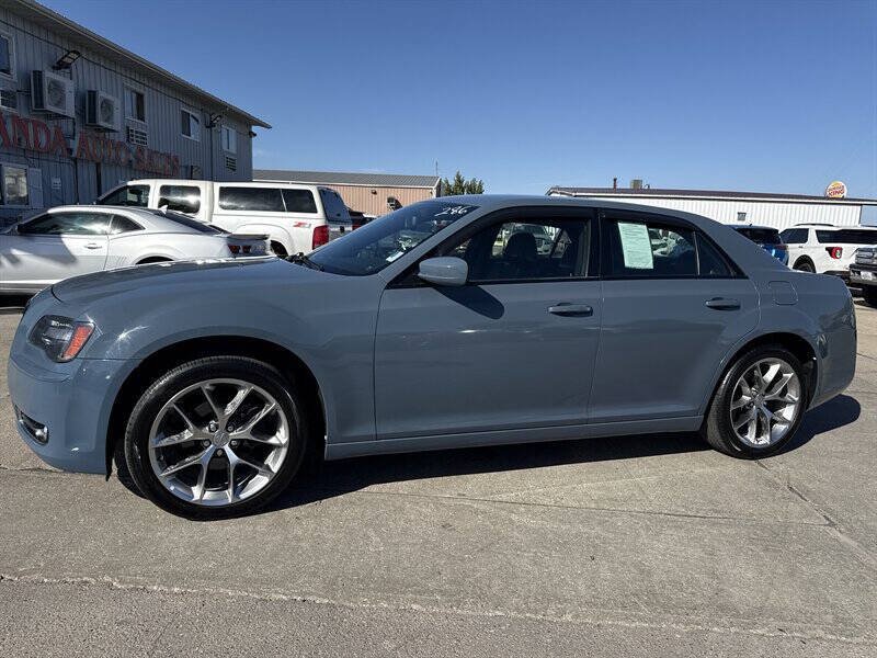 Used 2014 Chrysler 300 S RWD image 2