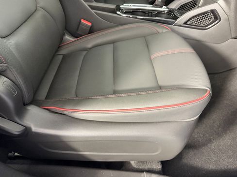 Used 2024 Chevrolet TrailBlazer RS w/ Convenience Package image 34