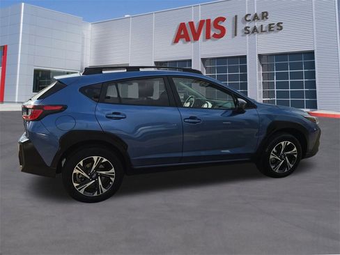 Used 2024 Subaru Crosstrek 2.0i Premium image 7
