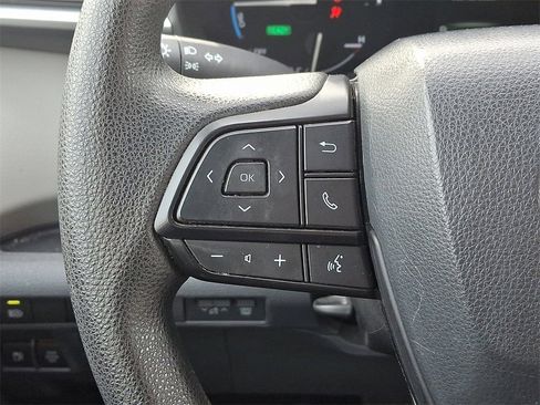 Used 2022 Toyota Sienna LE image 19