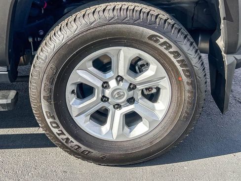 Used 2025 Toyota 4Runner SR5 image 12