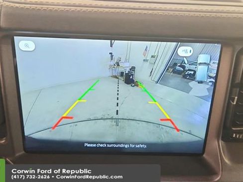 Used 2025 Ford Bronco Badlands AWD/4WD image 17