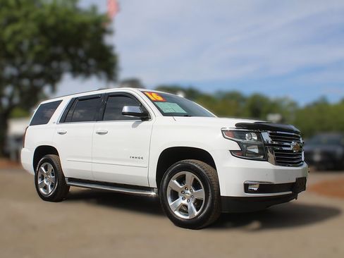 Used 2016 Chevrolet Tahoe LTZ image 3